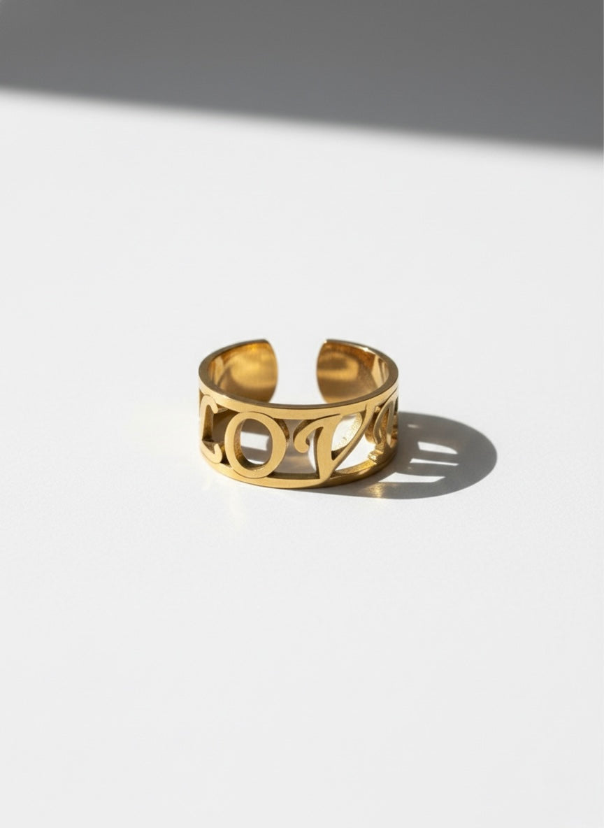 K18 Yellow Gold [LOVE] Spell Ring